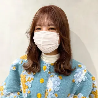 ミディアム カラー 🩵ブリーチカラー 🐈MIORI🩵のヘアスタイル