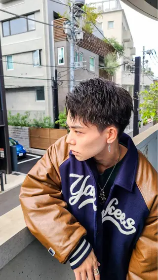 ショート メンズ メンズフェザー毛流れ パーマASHU渋谷のヘアスタイル