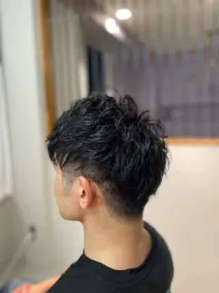 ショート パーマ メンズ 清水 保博のヘアスタイル