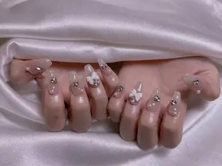 ネイル 長さ出し専門店 RIRIのネイルデザイン