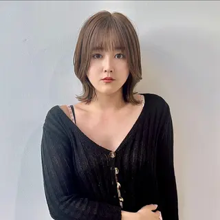 ミディアム カラー ブリーチなし/レイヤ ー特化🌈Tommyのヘアスタイル