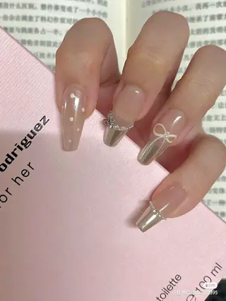 ネイル 山田 あやかのネイルデザイン