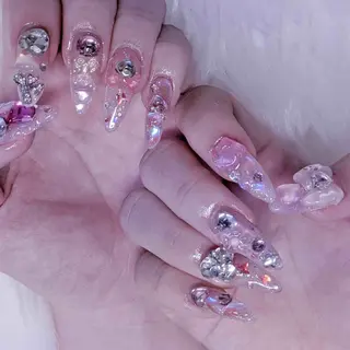 ネイル MoonNail ユリ🌸のネイルデザイン