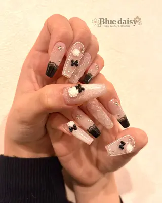 ネイル Blue daisy 栄本店のネイルデザイン