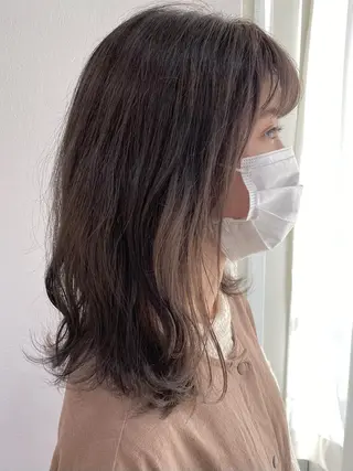 ミディアム カラー パーマ ヘアアレンジ IVY villa Suzu.のヘアスタイル