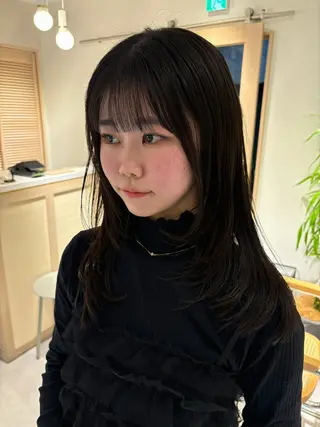 ロング 暖色カラー 奥村陽花のヘアスタイル