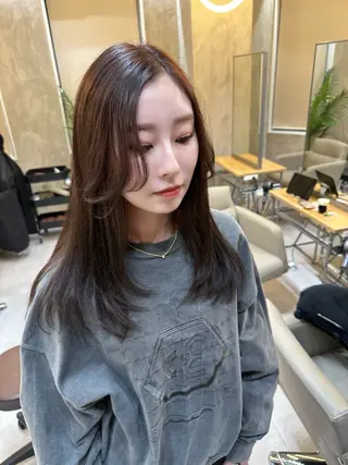 ロング Minami🩵 新宿のヘアスタイル