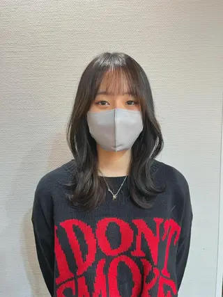セミロング カラー かわい りほのヘアスタイル
