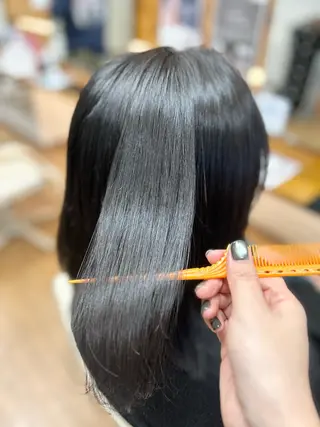 セミロング 神谷 千明のヘアスタイル