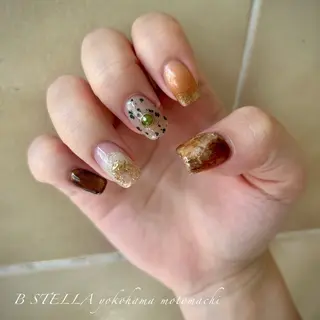 ネイル B☆STELLA SUNAKAWAのネイルデザイン