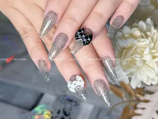 ネイル Luxe Nail Salonのネイルデザイン
