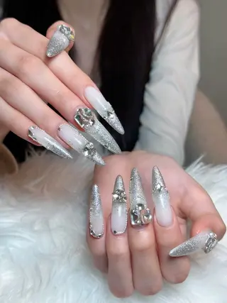 ネイル Julli NailStudioのネイルデザイン