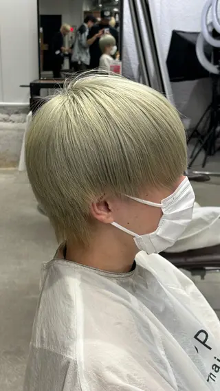 カラー ルーズ/シャドウパー マ/似合わせカットのヘアスタイル