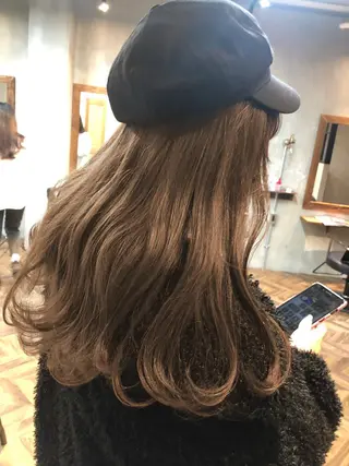 ロング カラー 遠藤 眞実のヘアスタイル