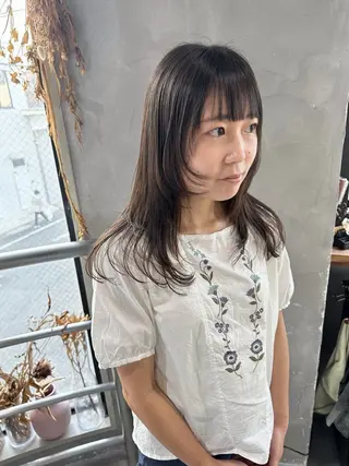 セミロング ウルフ レイヤー パーマ🪐MANAのヘアスタイル