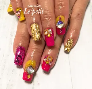 ネイル 石野 広佳のネイルデザイン