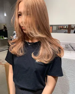 ロング カラー 名古屋ハイトーン/ 🐶ブリーチ専門店のヘアスタイル