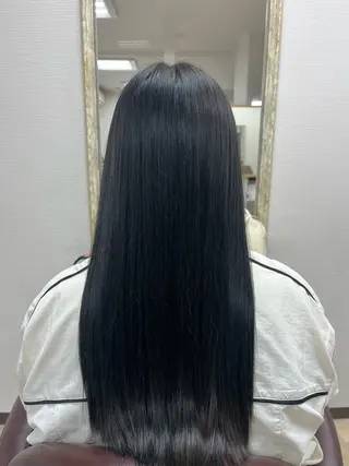 ロング カラー 茅根 紗加のヘアスタイル