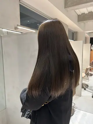 ロング カラー れんか/ボブ/レイヤ ー/ベージュ/艶髪のヘアスタイル