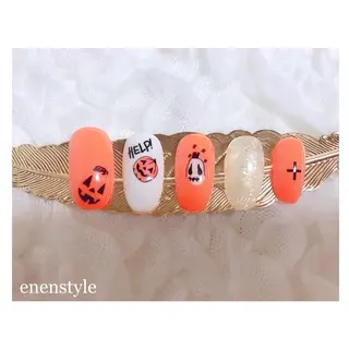 ショート ネイル 👑enen style👑のネイルデザイン
