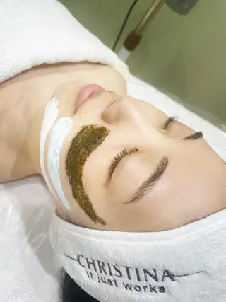 ガレリア エステ 名駅所属・シオダ チコトのエステ・リラクイメージ