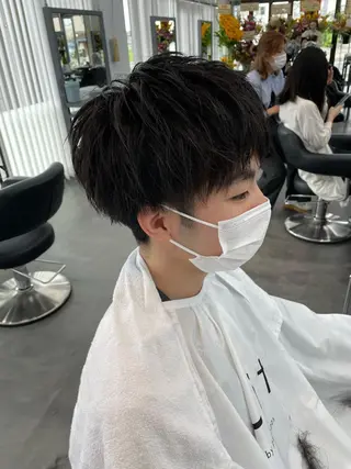 ショート センターパート/ ニュアンスパーマ正樹のヘアスタイル