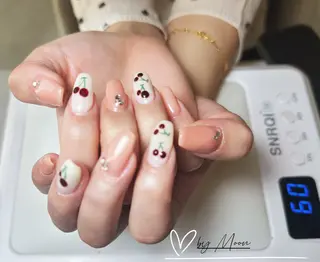 ネイル Moon Nailsのネイルデザイン