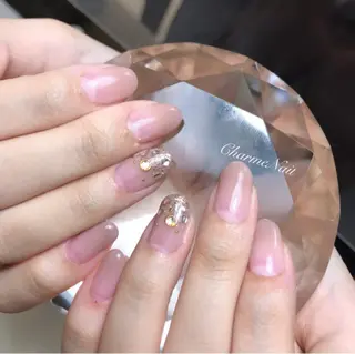 ネイル シャルムネイル ビューティーの眉毛・アイブロウイメージ