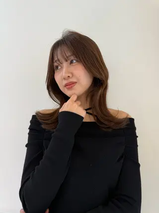 ミディアム カラー きむらさくら/透明感 /レイヤーカットのヘアスタイル