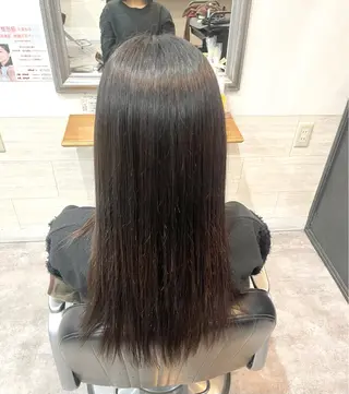 ロング カラー 堀川 希歩のヘアスタイル