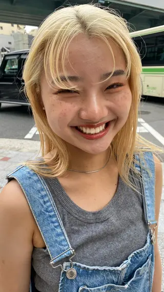 セミロング natsumi zenshoのヘアスタイル