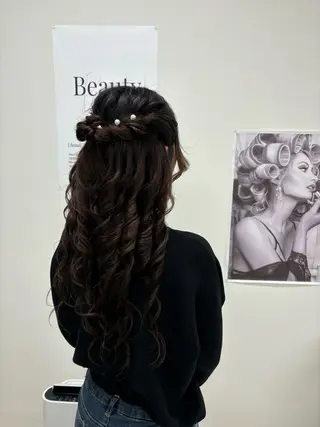 ロング ヘアアレンジ hair set / 渡辺未来🦋のヘアスタイル