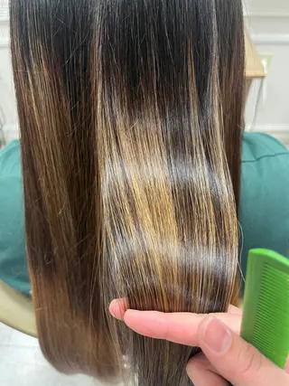 セミロング 中村 由布紀のヘアスタイル