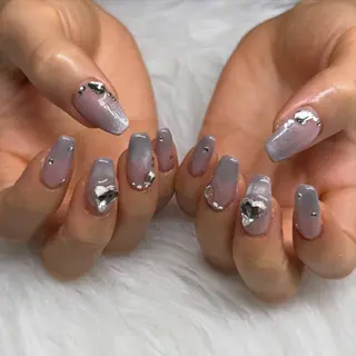 ネイル hazuki ☽ 5月予約受付中✨のネイルデザイン