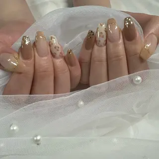 ネイル 東 千夏のネイルデザイン