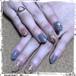 ネイル ECLAT エクラ所属・寺山 千鶴のネイルデザイン