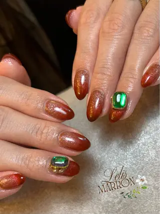 ネイル Lelis Marron所属・岸 侑李のネイルデザイン