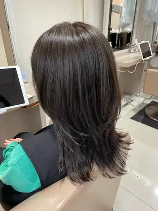 カラー ハッシュカット 暖色カラー/伊藤菜月のヘアスタイル