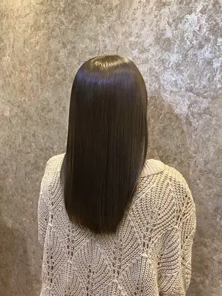 セミロング ひらち まいののヘアスタイル