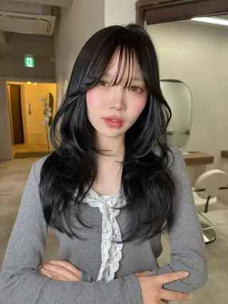 ロング 藤野 結衣のヘアスタイル