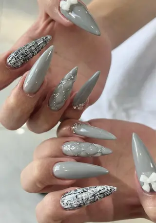 ネイル GRANDEUR焼津 MEI🪼のネイルデザイン