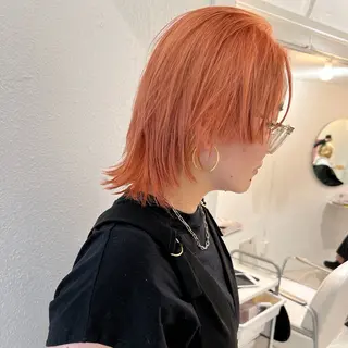 ミディアム カラー 升方 楓のヘアスタイル