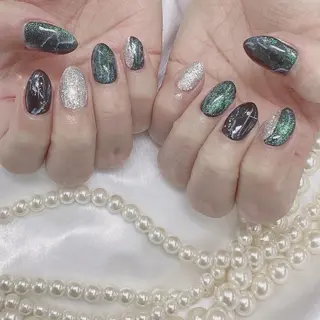 ネイル Nail salon Honey Beeのネイルデザイン