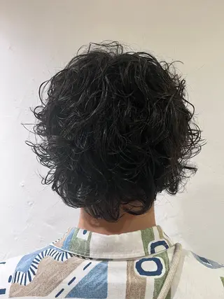 ミディアム パーマ メンズ 美容室stadium 横田ジュンコのヘアスタイル