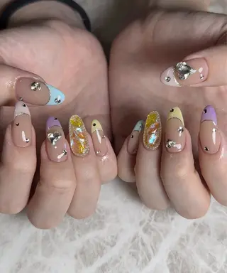 ネイル 里見 麗のネイルデザイン
