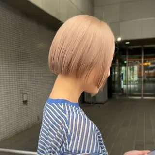 ショート たおちゃん／レイヤー ／透明感カラーのヘアスタイル