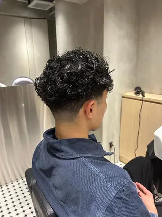 ミディアム 【明大前フェード/ メンズパーマ/岳】のヘアスタイル