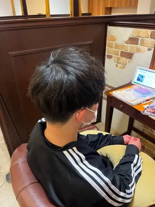 メンズ adorable女池店所属・adorable ももちのヘアスタイル