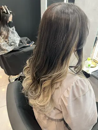 カラー SALOWIN栄 高須大貴のヘアスタイル