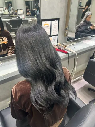 カラー 【elyts】 メイのヘアスタイル